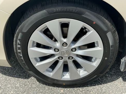 Used 2013 Honda Accord EX-L image 16