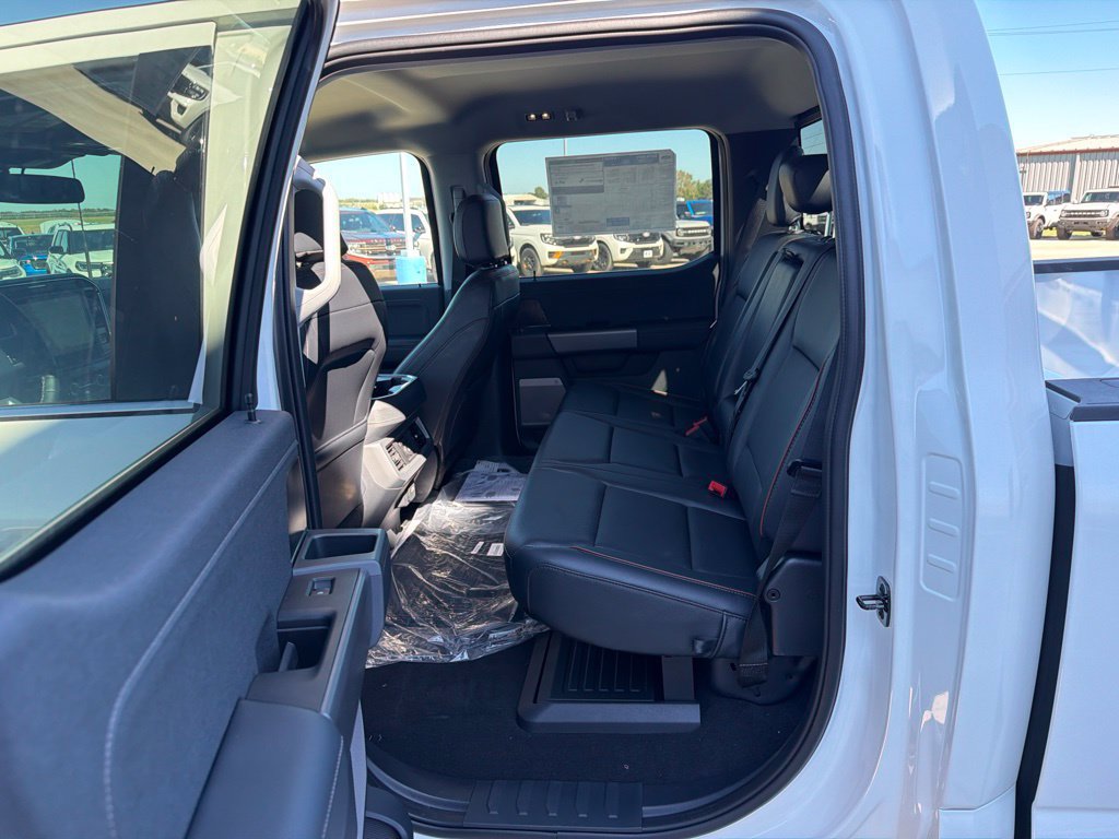 New 2027 Ford F350 Lariat w/ Lariat Premium Package AWD/4WD image 24