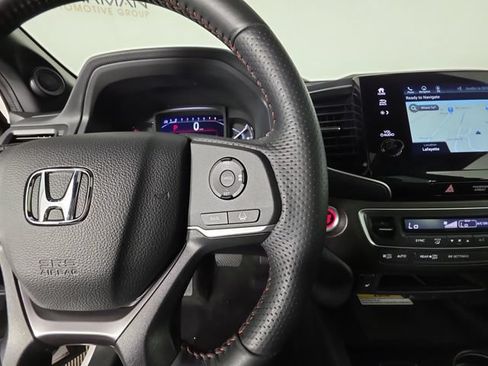 Used 2023 Honda Passport TrailSport image 29