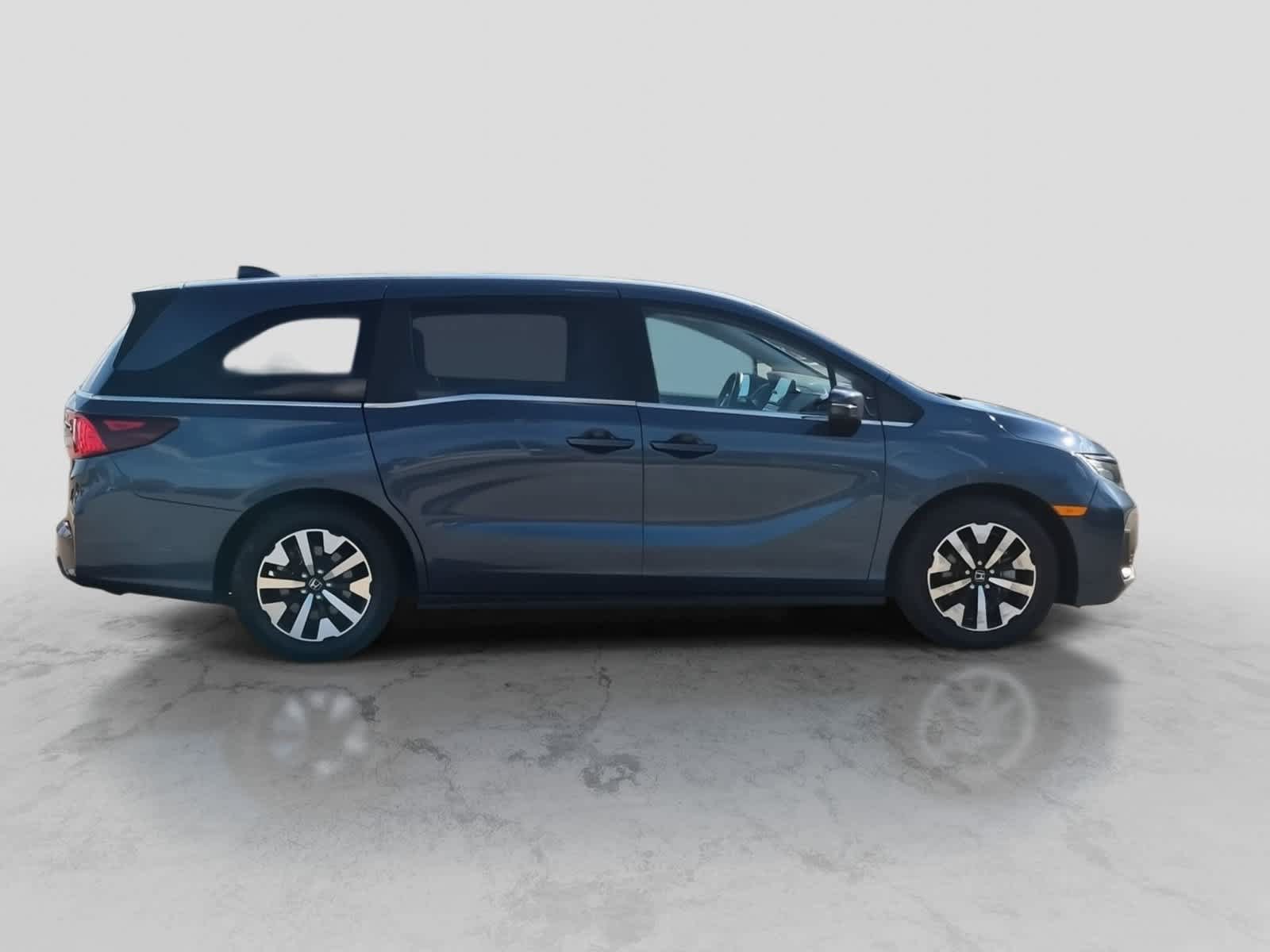Used 2025 Honda Odyssey EX-L image 9