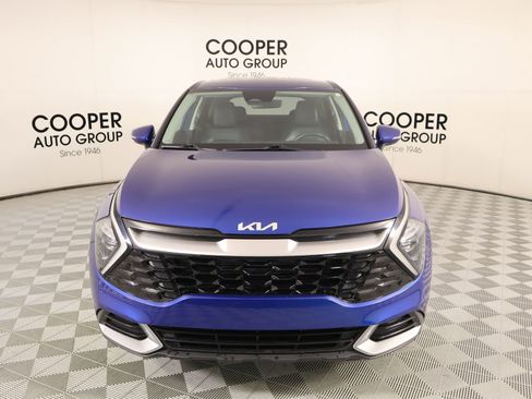 Used 2023 Kia Sportage EX image 9