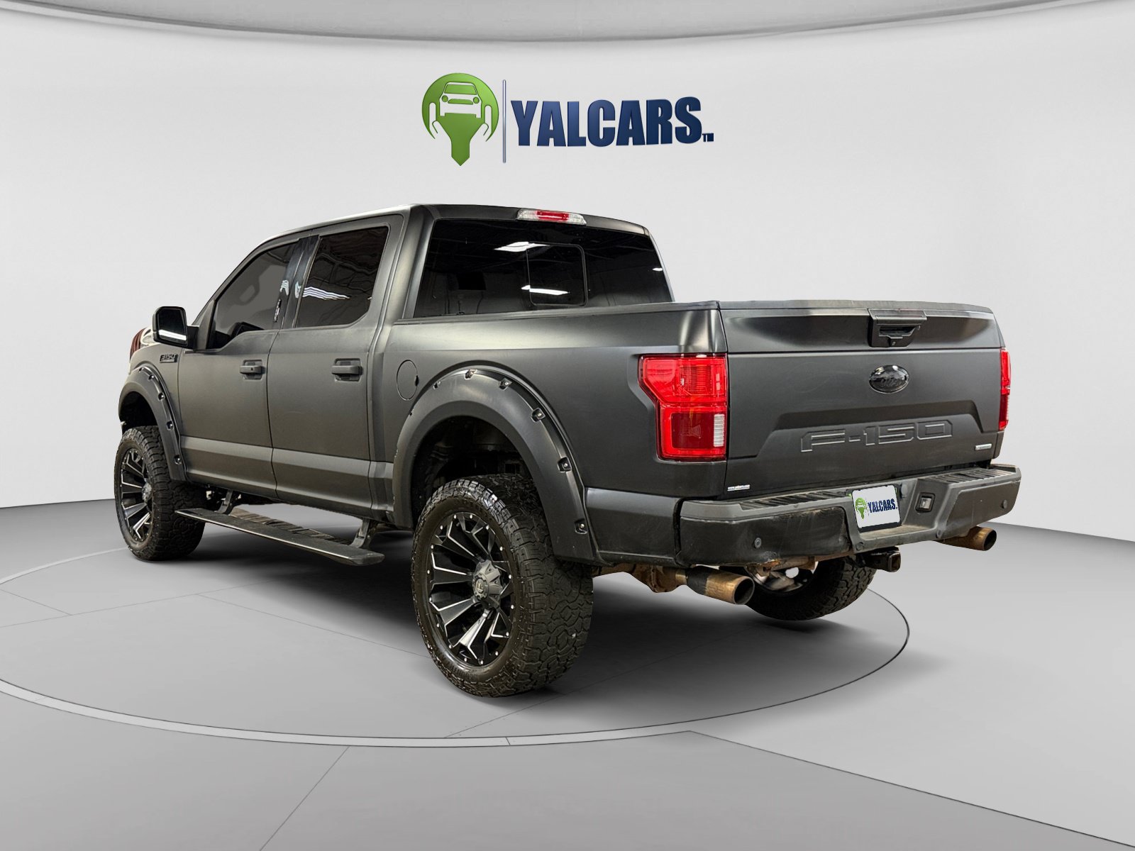 Used 2019 Ford F150 Lariat w/ Equipment Group 502A Luxury AWD/4WD image 3