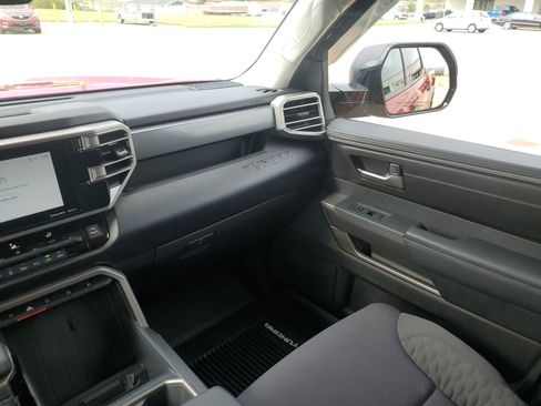 Used 2022 Toyota Tundra SR5 image 11