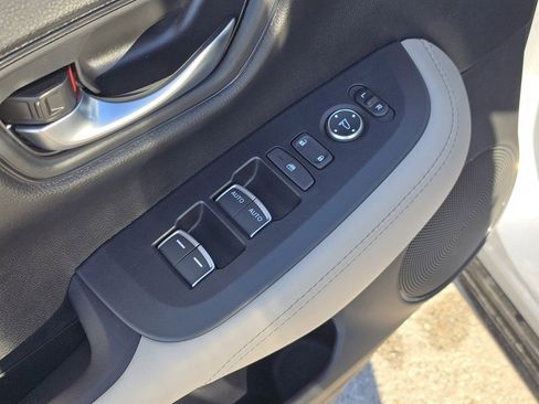 New 2026 Honda HR-V EX-L image 29