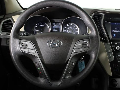 Used 2017 Hyundai Santa Fe Sport image 22