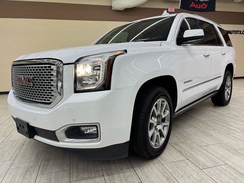 Used 2017 GMC Yukon Denali w/ Open Road Package AWD/4WD image 5