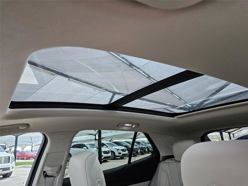 Used 2023 Buick Envision Avenir FWD image 8