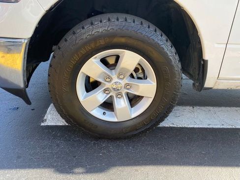 Used 2022 RAM 1500 Tradesman w/ Chrome Appearance Group RWD image 12