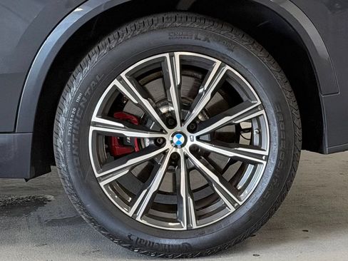 Used 2021 BMW X5 xDrive40i w/ M Sport Package AWD/4WD image 8