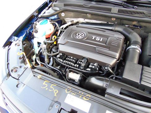 Used 2014 Volkswagen Jetta SE image 50