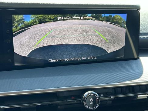 Certified 2025 Nissan Murano SV AWD/4WD image 35