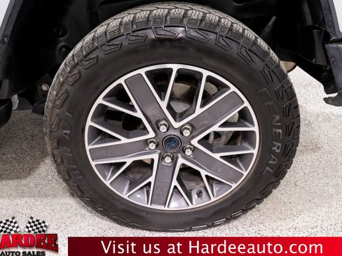 Used 2024 Jeep Wrangler High Altitude AWD/4WD image 10