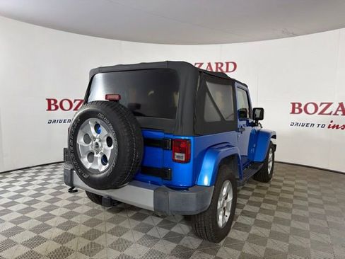 Used 2015 Jeep Wrangler Sahara AWD/4WD image 8