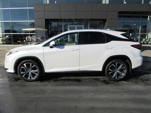 Used 2019 Lexus RX 350 AWD image 3