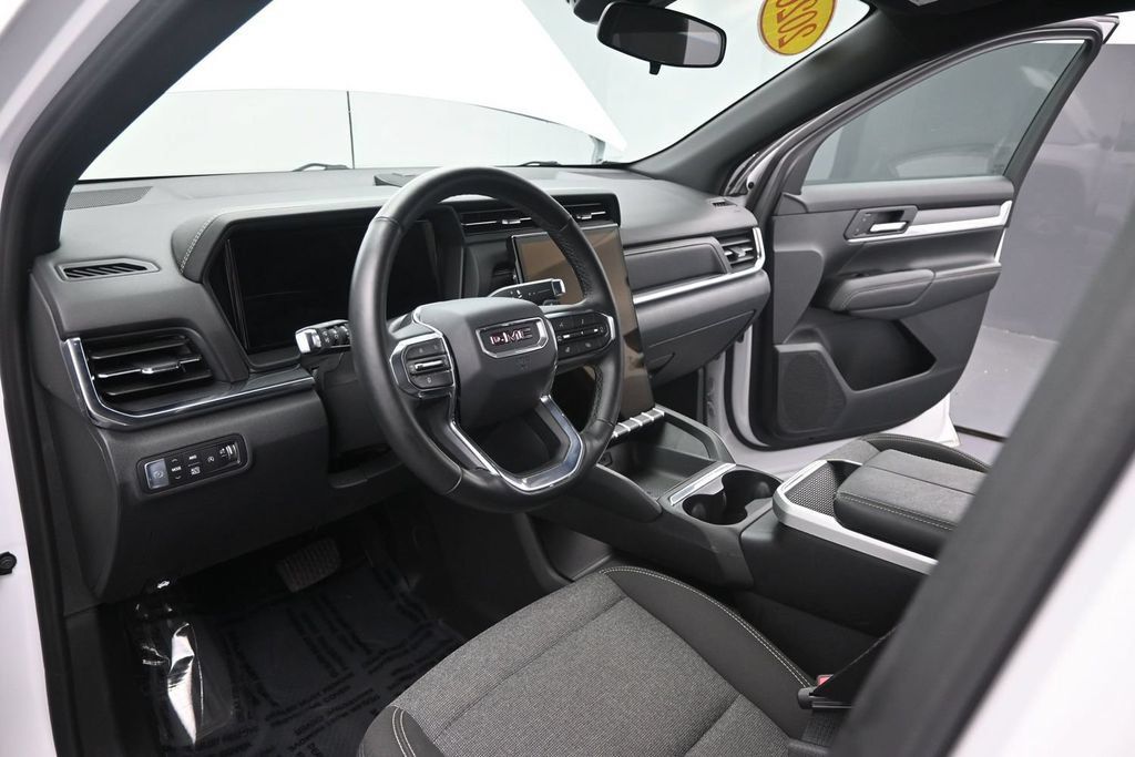 Used 2026 GMC Terrain Elevation AWD/4WD image 18