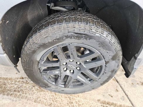 Used 2023 Chevrolet Silverado 1500 RST w/ Z71 Off-Road Package image 7