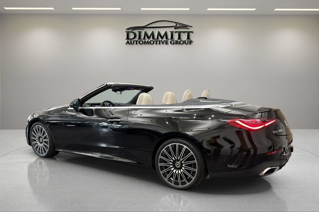 Used 2024 Mercedes-Benz CLE 300 4MATIC Cabriolet image 8