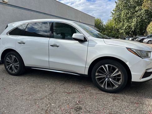 Used 2020 Acura MDX SH-AWD w/ Technology Package image 4