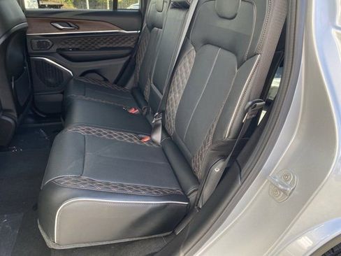 New 2025 Jeep Grand Cherokee Summit w/ Obsidian Package image 25