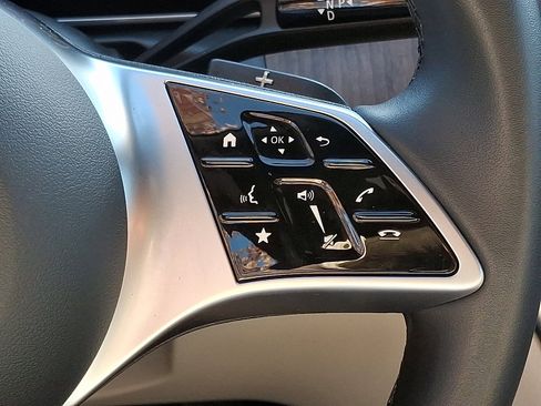 Certified 2025 Mercedes-Benz C 300 image 21