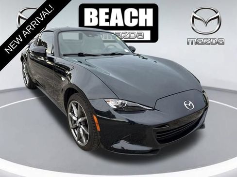 Used 2021 MAZDA MX-5 Miata RF Grand Touring RWD image 1