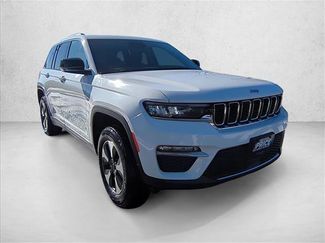 Used 2023 Jeep Grand Cherokee 4WD 4xe video 3