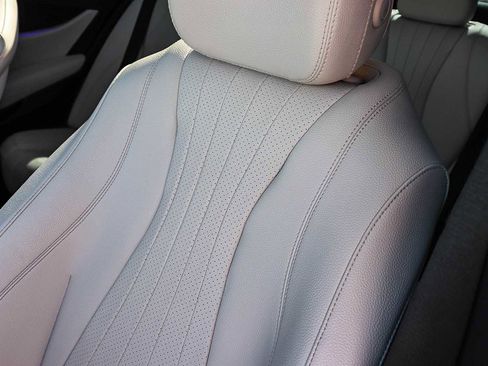 Used 2021 Mercedes-Benz E 350 Sedan image 25