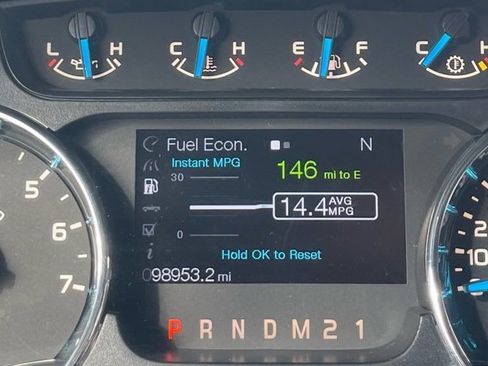 Used 2014 Ford F150 XLT w/ XLT Chrome Package image 22