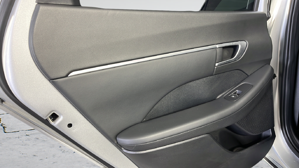Used 2025 Hyundai Sonata SEL FWD image 15