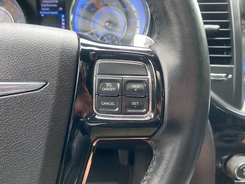 Used 2014 Chrysler 300 S AWD/4WD image 24