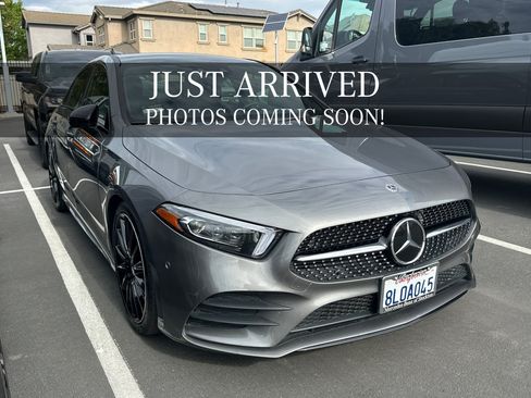 Used 2019 Mercedes-Benz A 220 4MATIC image 1