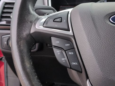 Used 2016 Ford Fusion SE FWD image 23