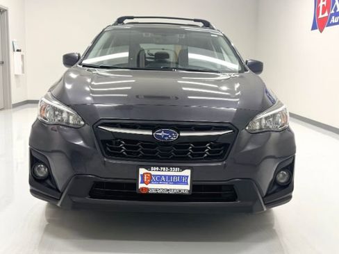 Used 2019 Subaru Crosstrek 2.0i Premium w/ Eyesight System image 2