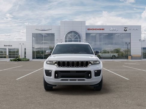 New 2025 Jeep Grand Cherokee Overland w/ Adv Protech Group III AWD/4WD image 7
