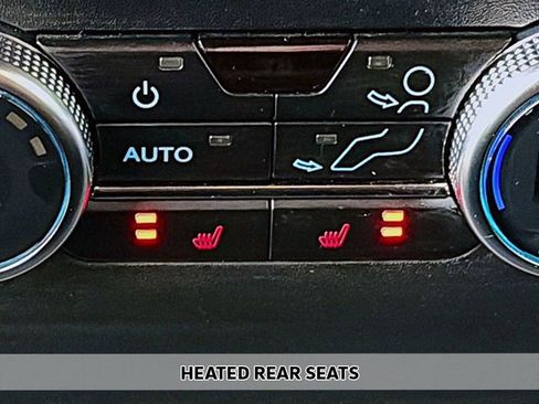 Used 2024 Ford Expedition Limited image 10