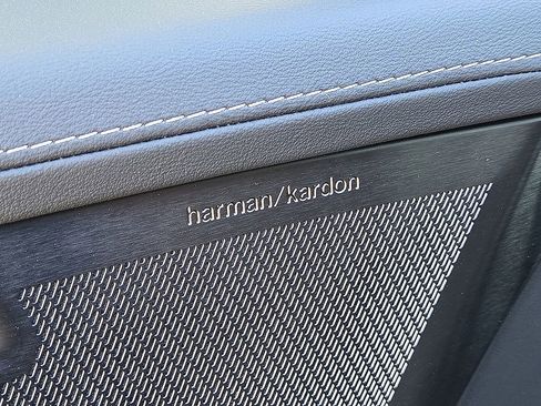 New 2026 Volvo XC90 B6 Ultra image 23