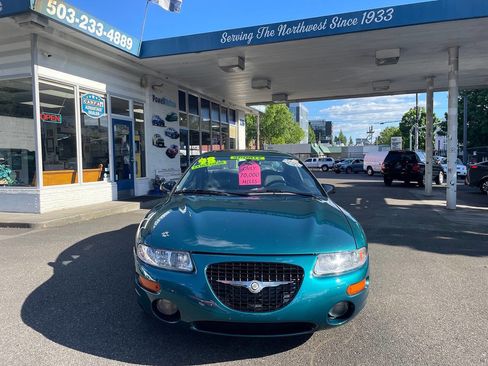 Used 1998 Chrysler Sebring LXi FWD image 2