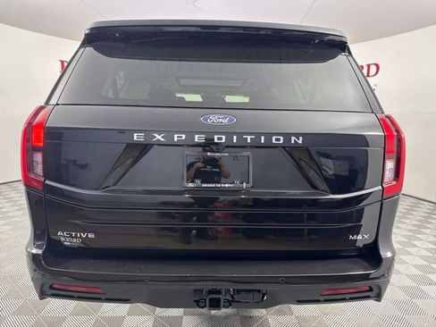 New 2025 Ford Expedition Max Active image 6