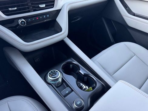 New 2026 Ford Explorer Active w/ Active Comfort Package image 34