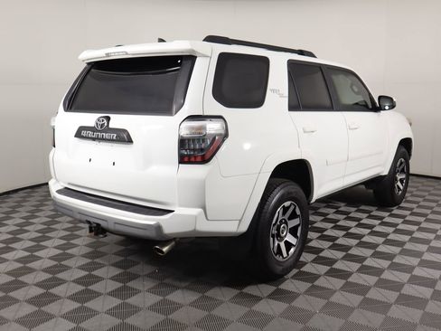 Used 2021 Toyota 4Runner TRD Off-Road image 5