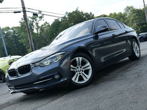 Used 2017 BMW 330i Sedan image 92