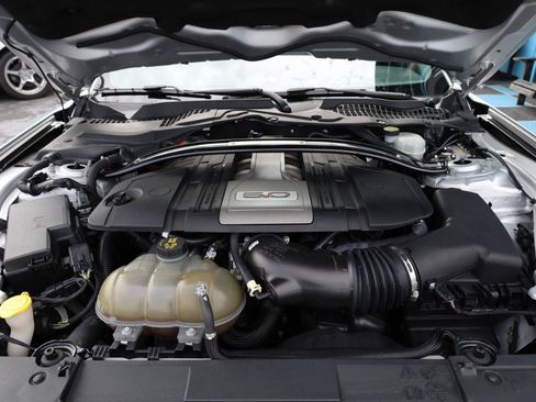 Used 2018 Ford Mustang GT Premium RWD image 12