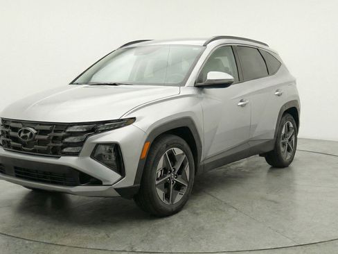 Used 2025 Hyundai Tucson SEL image 3