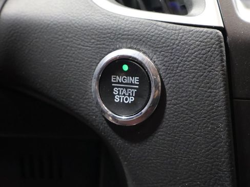 Used 2020 Ford Edge SEL FWD image 25