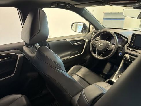 Used 2020 Toyota RAV4 XSE w/ All Weather Liner Package image 28