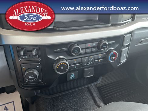 New 2026 Ford F250 XL w/ XL Off-Road Package AWD/4WD image 21