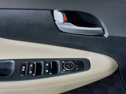 Used 2020 Hyundai Santa Fe SEL FWD image 22