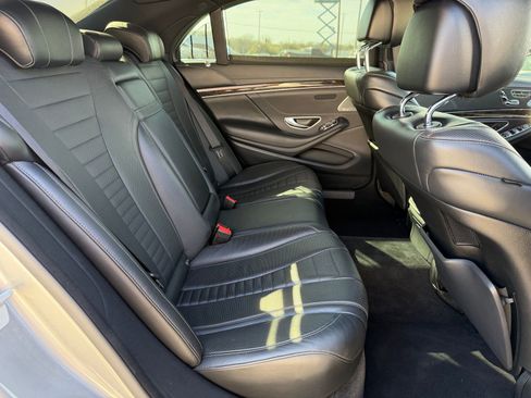 Used 2015 Mercedes-Benz S 550 Sedan image 23