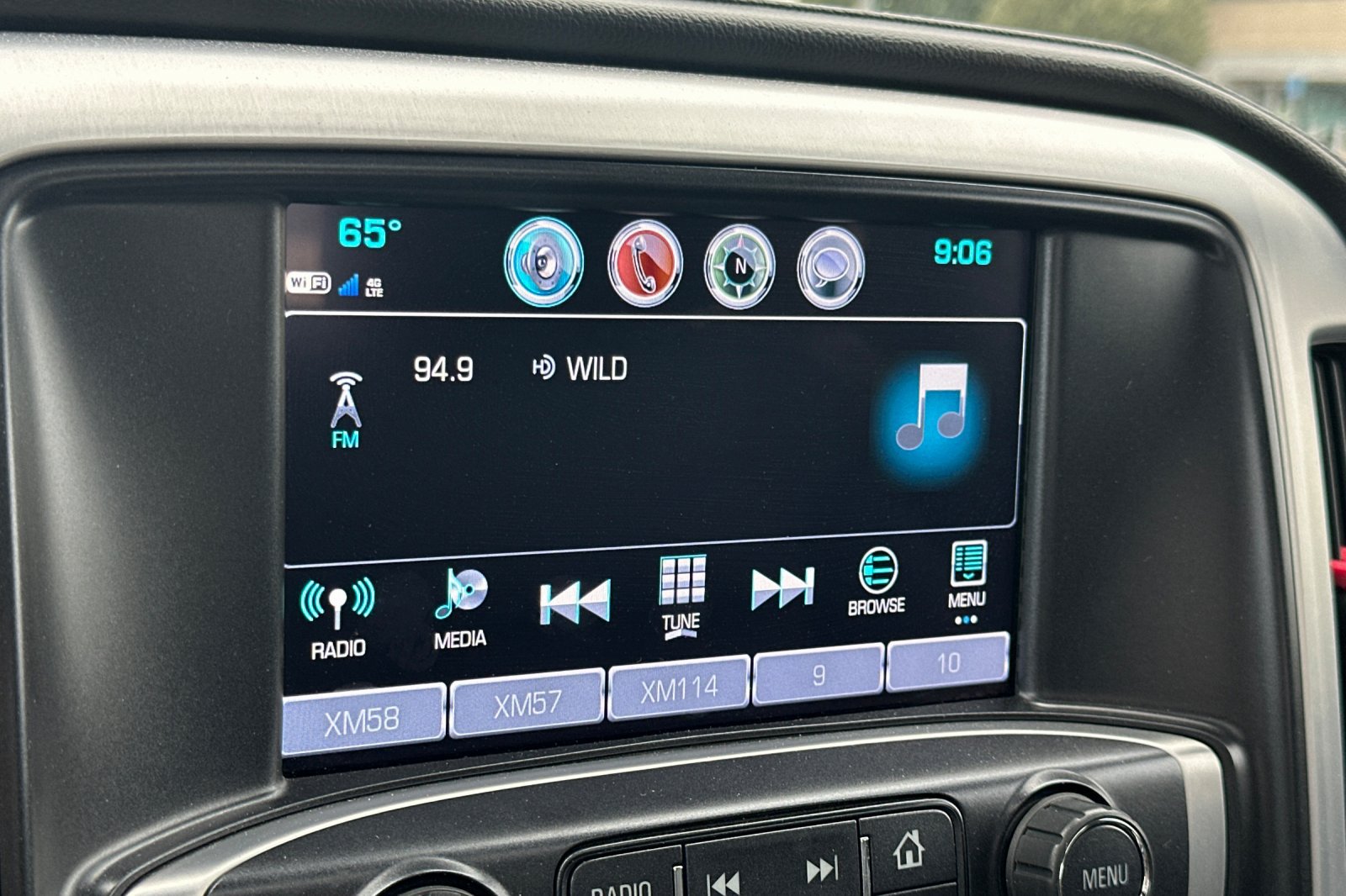 Used 2018 GMC Sierra 1500 SLT AWD/4WD image 25