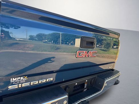 Used 2017 GMC Sierra 1500 SLT AWD/4WD image 35